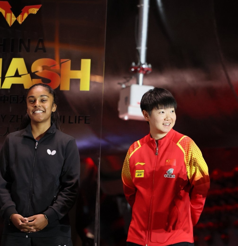 开云体育在线登录莎拉波娃重返赛场，战术调整首场状态出色，阿森纳观众沸腾！的简单介绍