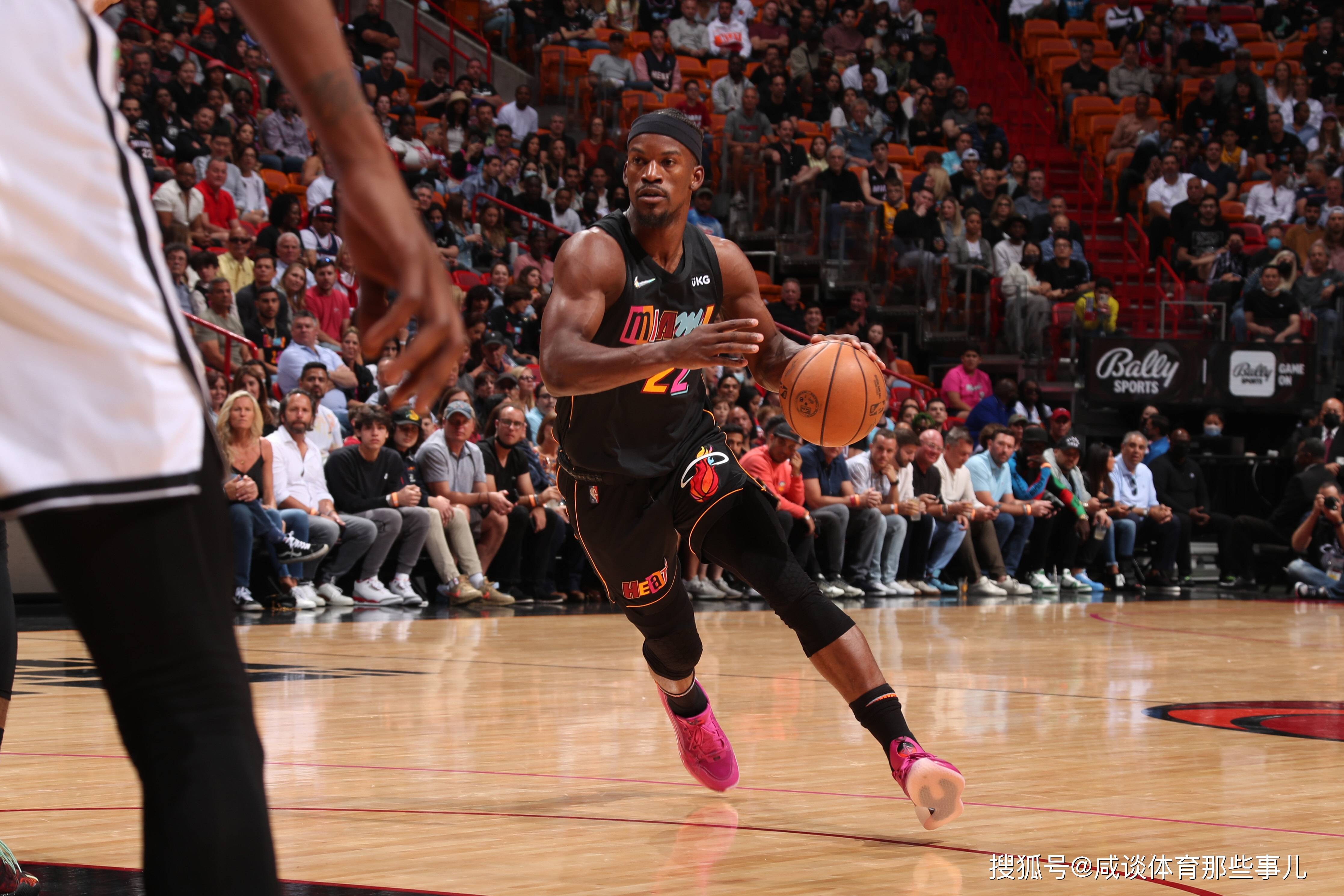 开云体育官方入口 巴特勒遭遇十五连败,FPX教练面临压力!